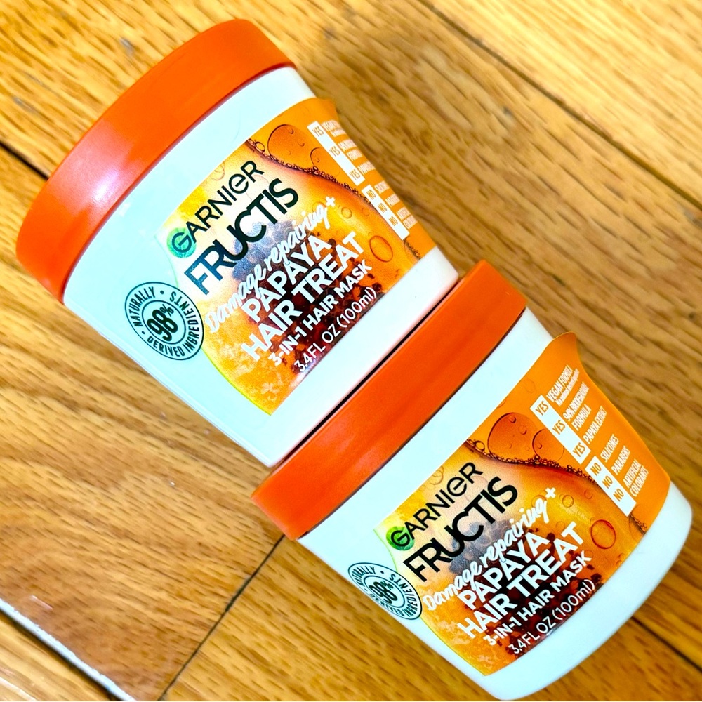 NWT Set of 2 Garnier one minute hair mask.